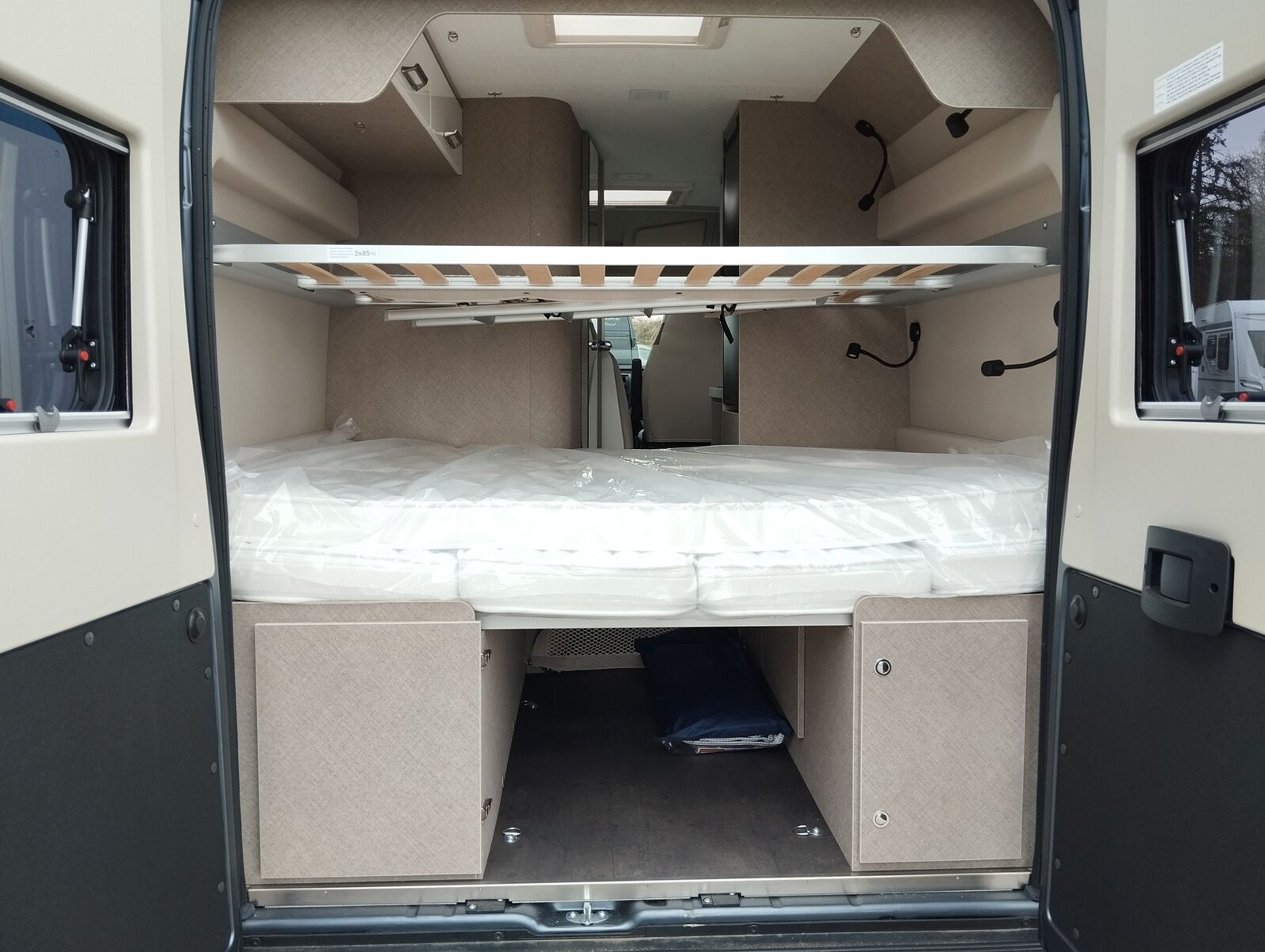 Fahrzeugabbildung Karmann Davis Lifestyle DA 591 LS Markise Combi D6E