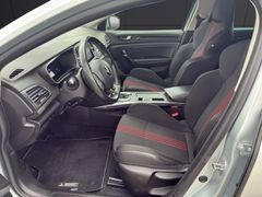 Renault Megane IV 1.6 E-TECH Plug-in 160 Grandtour