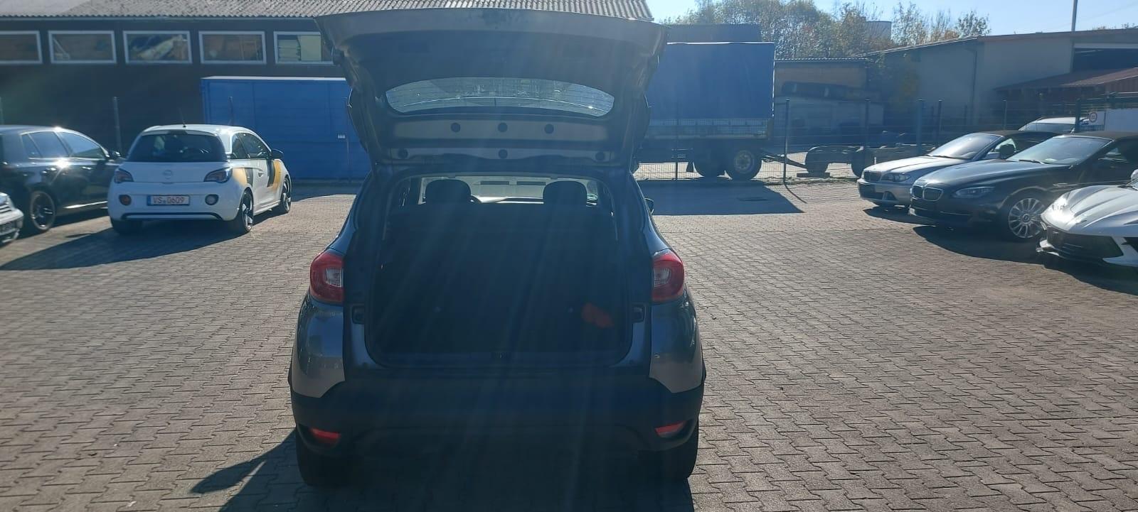 Renault Captur 2014 — photo 11