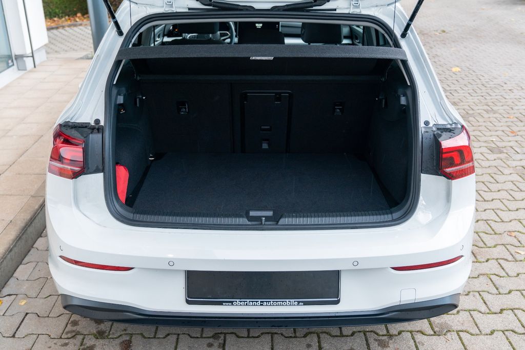 Volkswagen Golf 8 2.0 TDI LIFE/ BUSINESS/ AHK/ LED+ Volkswagen Golf 8 2.0 TDI LIFE/ BUSINESS/ AHK/ LED+