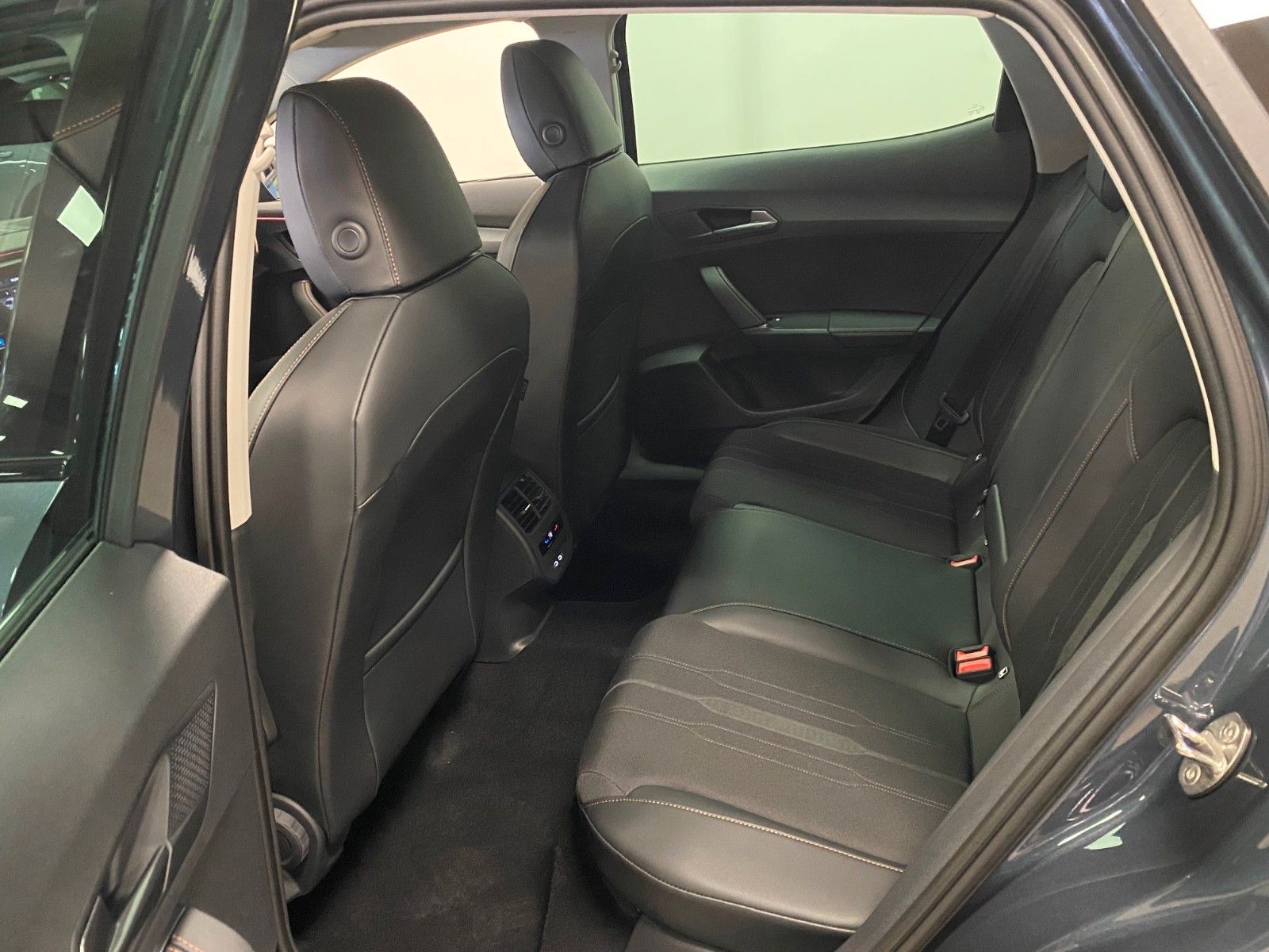 Fahrzeugabbildung CUPRA Formentor 1.5 TSI 110kW DSG+3J Gar.+NAVI+ACC+LED