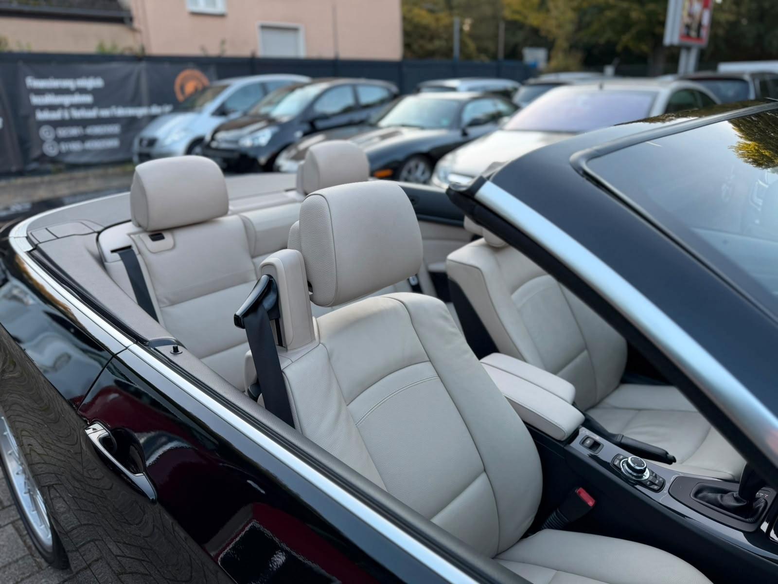 BMW 330 i Cabrio *Automa./Navi/SHZ/Leder/Tüv 02/2028