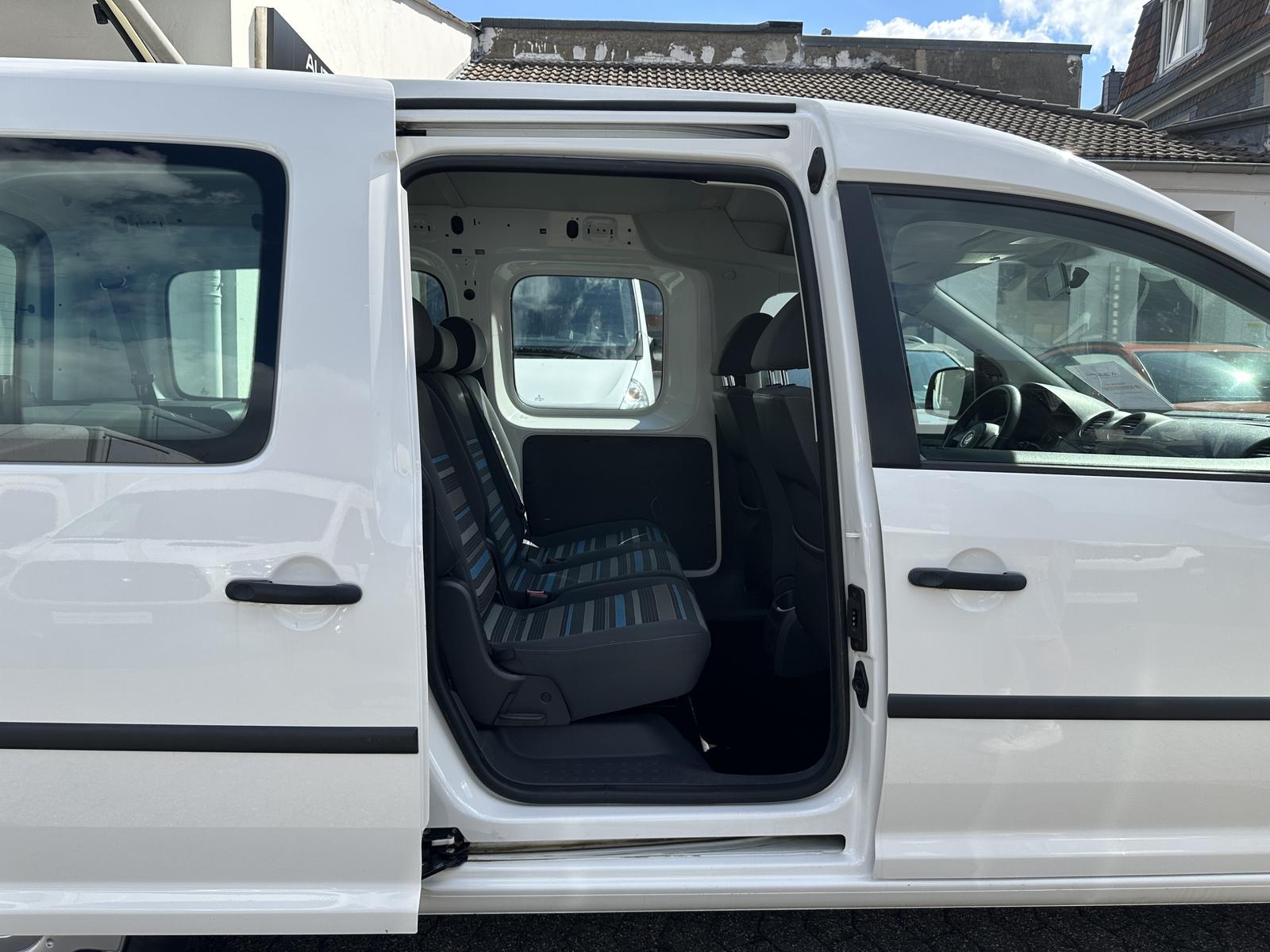 Volkswagen Caddy Maxi RAMPE / ROLLSTUHL / 1 HAND / 