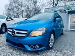 Fahrzeugabbildung Mercedes-Benz B 220 B 220 CDI 1. HAND AHK KAMERA