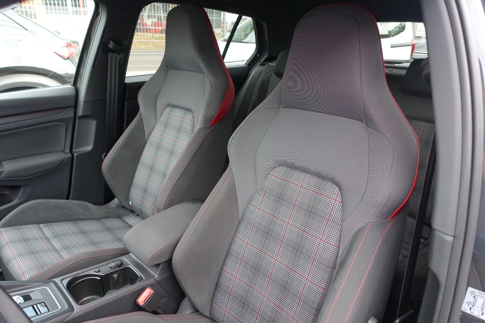 Volkswagen Golf VIII Lim. GTI ACC LED Garantie, миниатюра 13