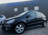 Mercedes-Benz B 180 Automatik, 2.Hand, Sitzheizung, Tempomat - gebrauchte Mercedes-Benz B 180 aus dem Jahr 2010