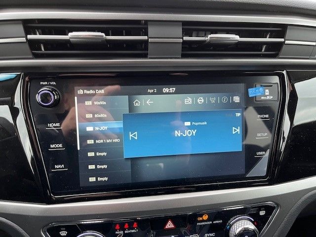 Fahrzeugabbildung KGM Korando Quartz 4x2 1.5 T-GDI AT SHZ LHZ Kamera