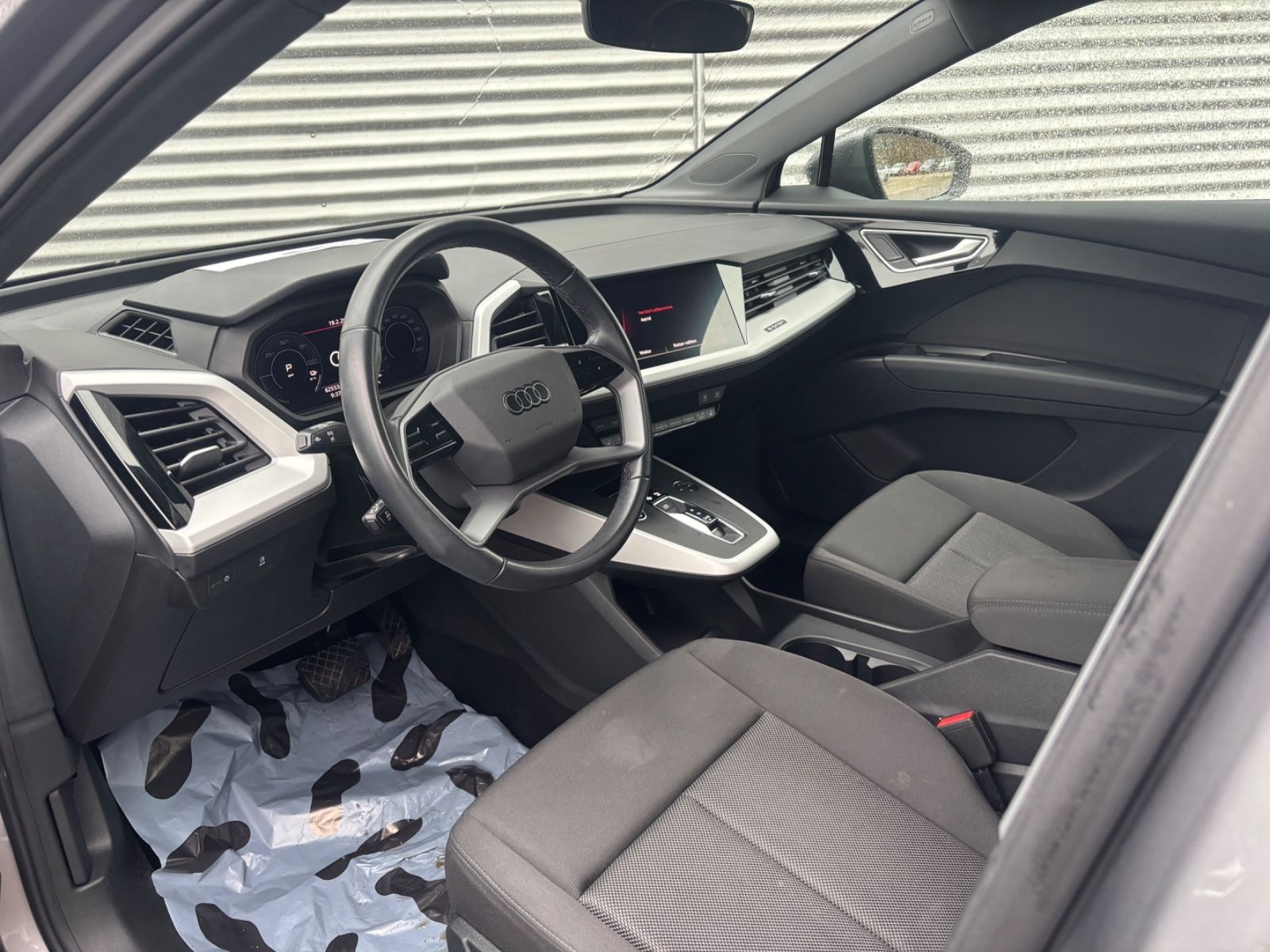 Fahrzeugabbildung Audi Q4 e-tron Sportback 40 KAM SHZ