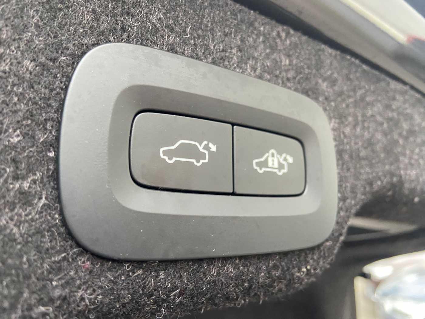 Volvo S90 Ultimate, B5 AWD,VMax,21",HUD,SD,Luft,Massag