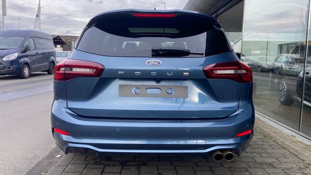 Fahrzeugabbildung Ford Focus Turnier ST-Line X, Styling*PANO*Matrix-LED