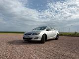 Opel Astra J Sports Tourer 1,7cdti - Opel Astra aus 2010: Sports