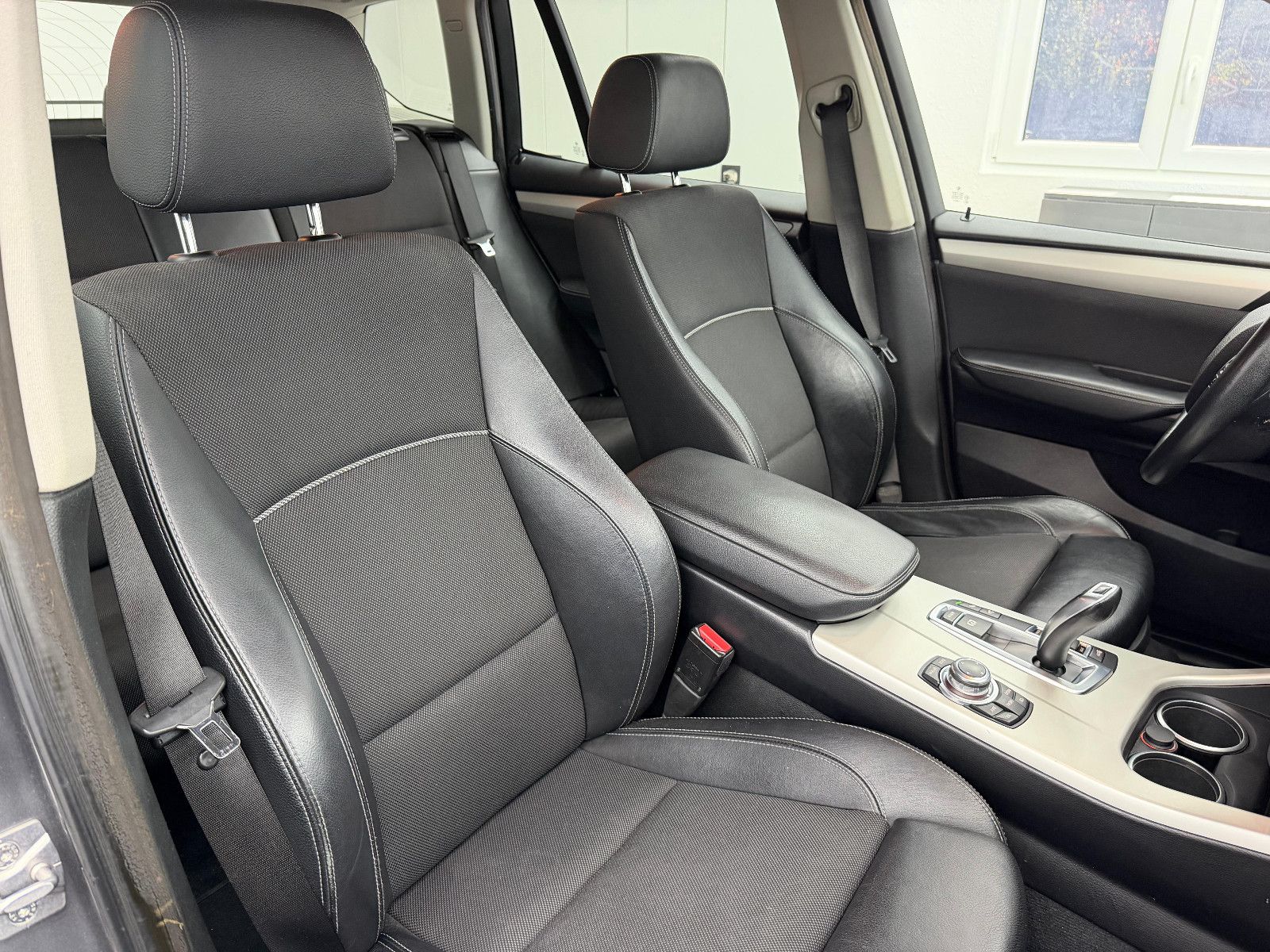 Fahrzeugabbildung BMW X3 20d xDrive Aut./NAVI/XENON/HEAD-UP/AHK