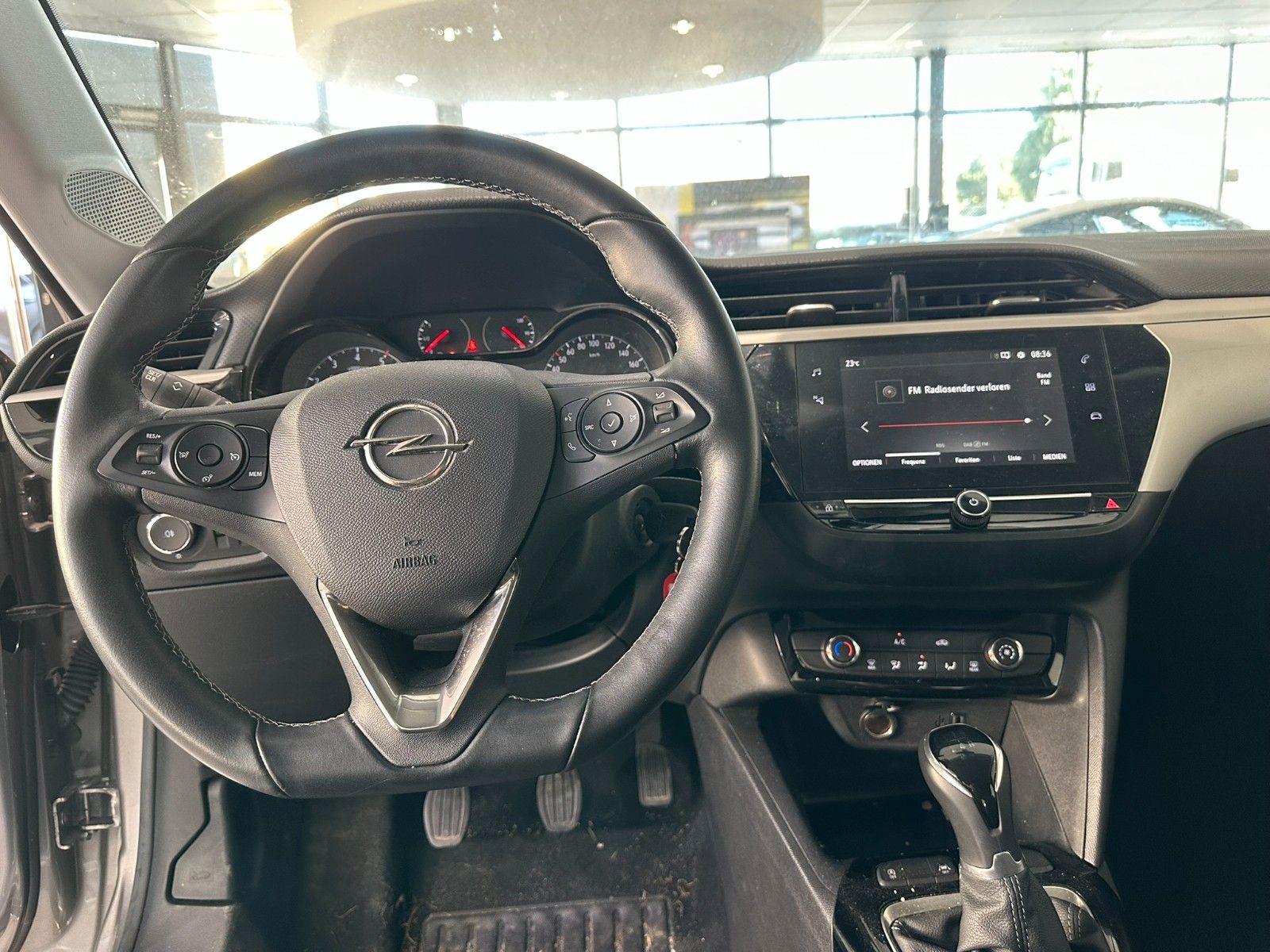 Fahrzeugabbildung Opel Corsa F Edition 1.2 LED/NAVI/PDC/DAB/ALU/TEMPO