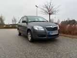 Skoda 2010 Skoda Fabia 1.4 16v - Skoda Fabia: 16v