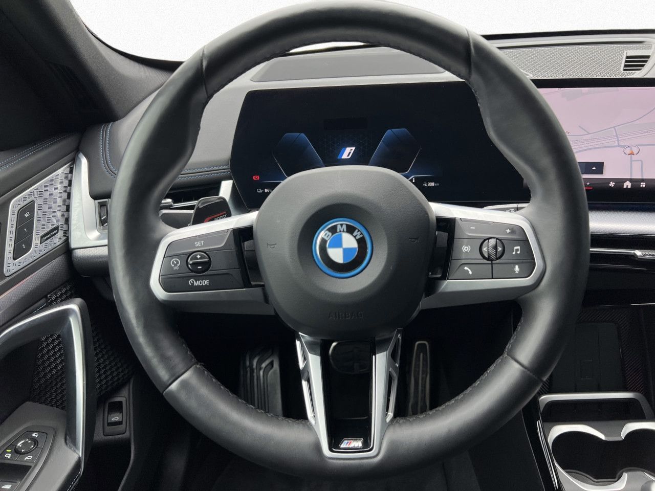 BMW iX1 - Bild 18