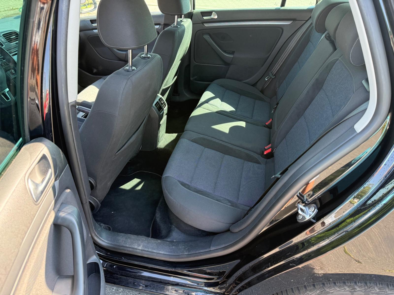 Volkswagen Golf 2012 — photo 9