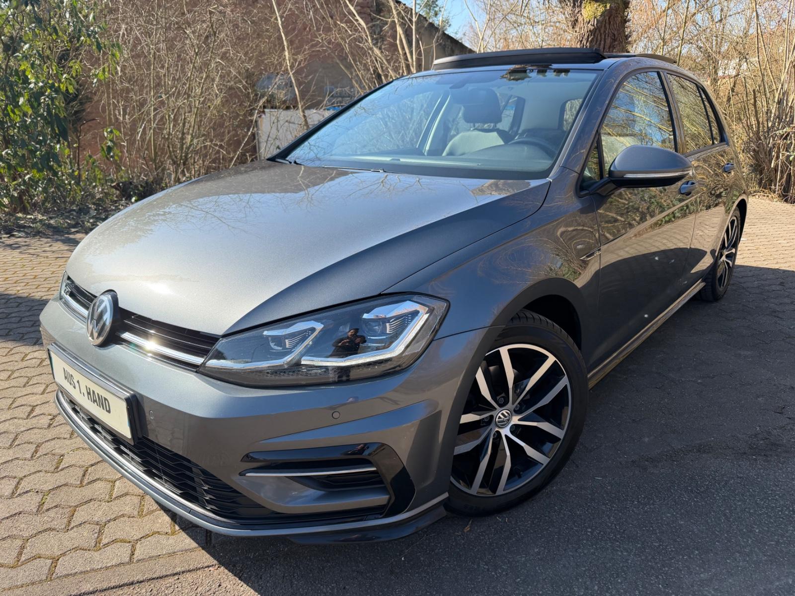 Volkswagen Golf VII R-Line MASSAGE PANO. NAVI. XENON
