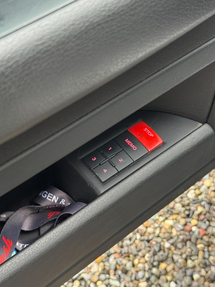 Audi A4 2005 — photo 7