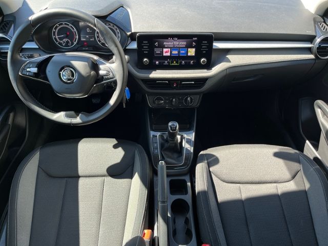 Fahrzeugabbildung SKODA Fabia Tour 1.0 TSI KLIMA LED ALU
