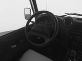 Land Rover Defender Works V8 Trophy II 1 of 25 - Land Rover mit Benzin-Antrieb: Ii