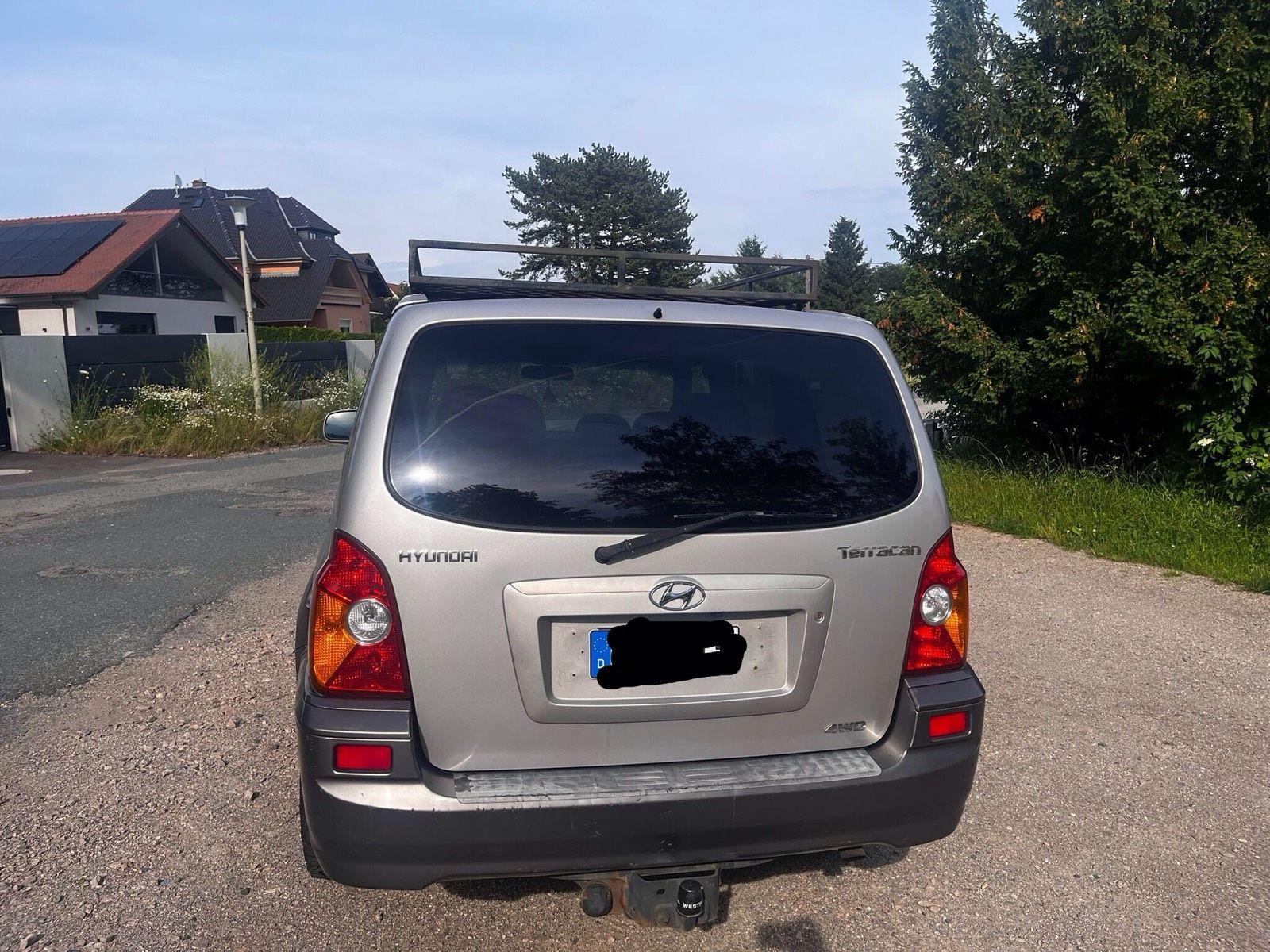 Hyundai Terracan 2004 — engine 150 HP (110kW)