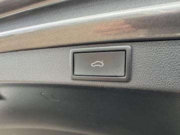 Fahrzeugabbildung SKODA Octavia Combi 2.0 TDI RS