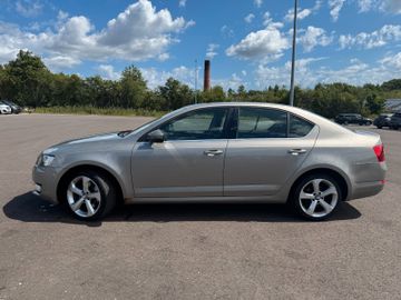Skoda Octavia - 10