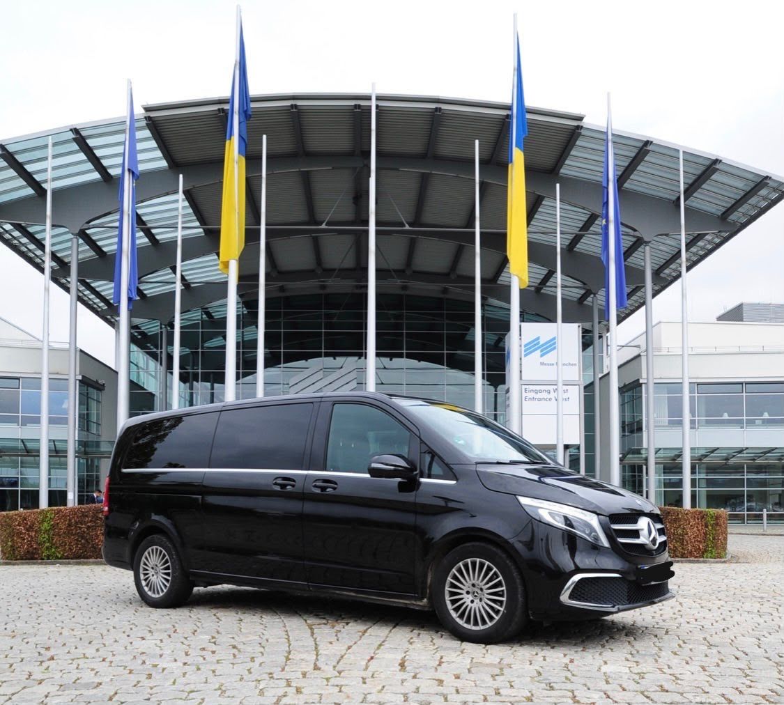MERCEDES-BENZ V 250 d Aut. extralang - 8Sitzer -elekt. Schiebe