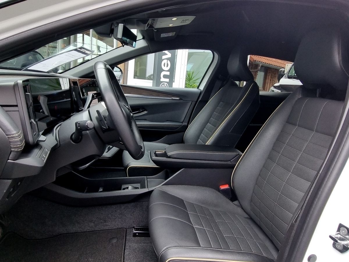 Fahrzeugabbildung Renault Megane E-TECH ICONIC EV60 220hp