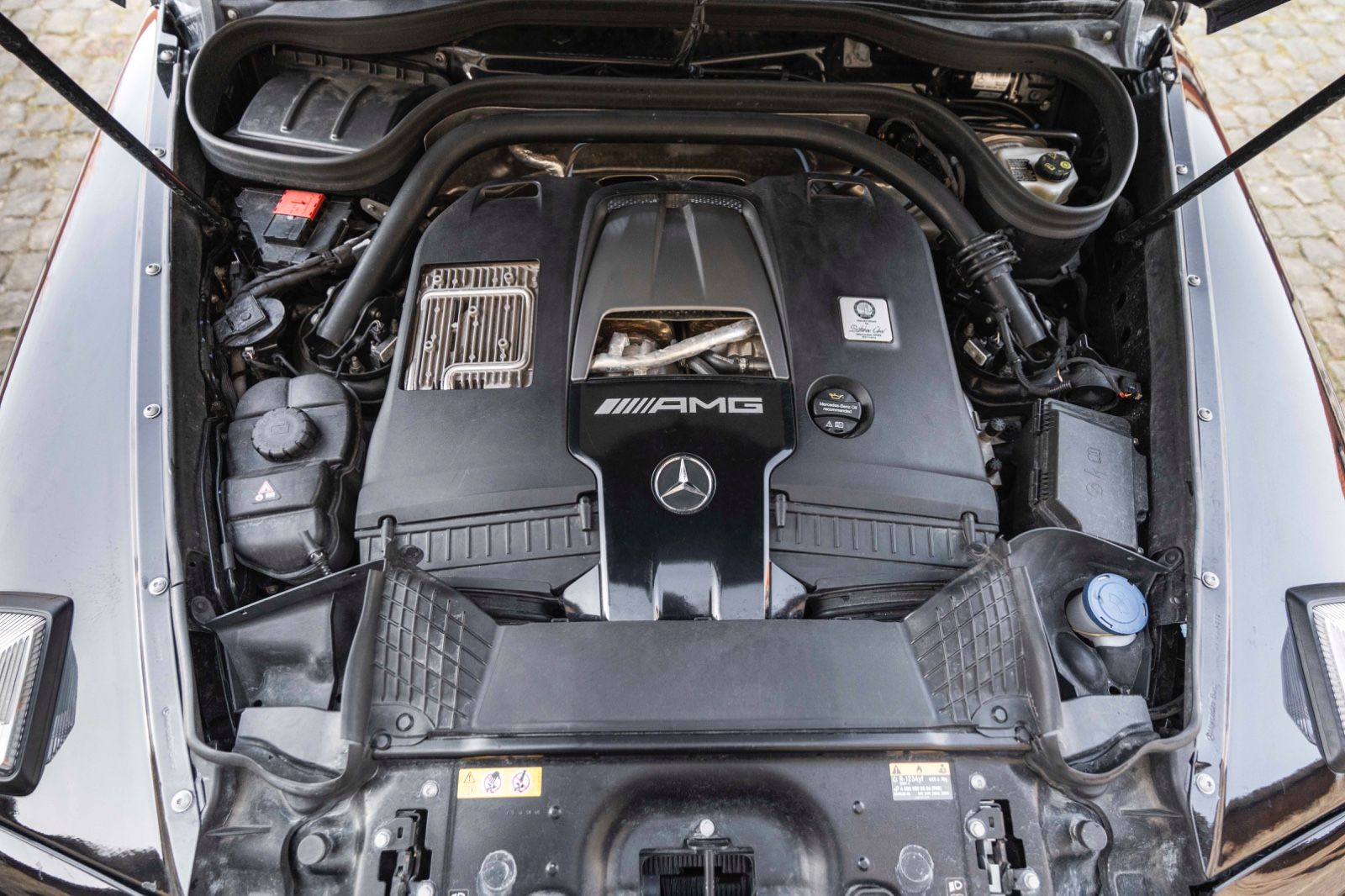 Fahrzeugabbildung Mercedes-Benz G 63 AMG ACC BURMESTER 360°  AHK CARBON