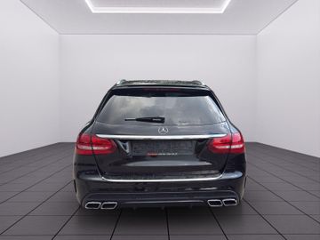 Mercedes C 63 AMG - 5