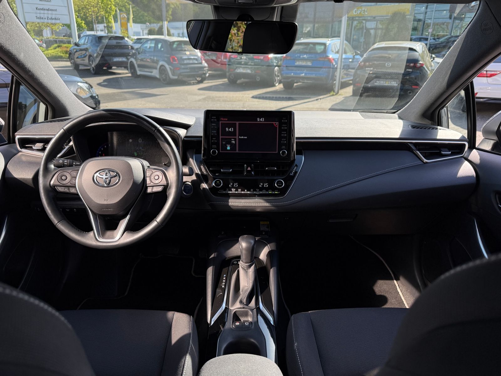 Fahrzeugabbildung Toyota Corolla 1.8 Hybrid Team D TechnikP ACC LED