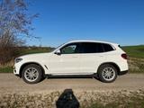 BMW X3 xDrive20d xLine, Automatik, AHK, Allrad - BMW X3 von privat