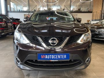 Nissan Qashqai Tekna *PANO*NAVI*360°*AHK*LED*PDC*TEMPO*