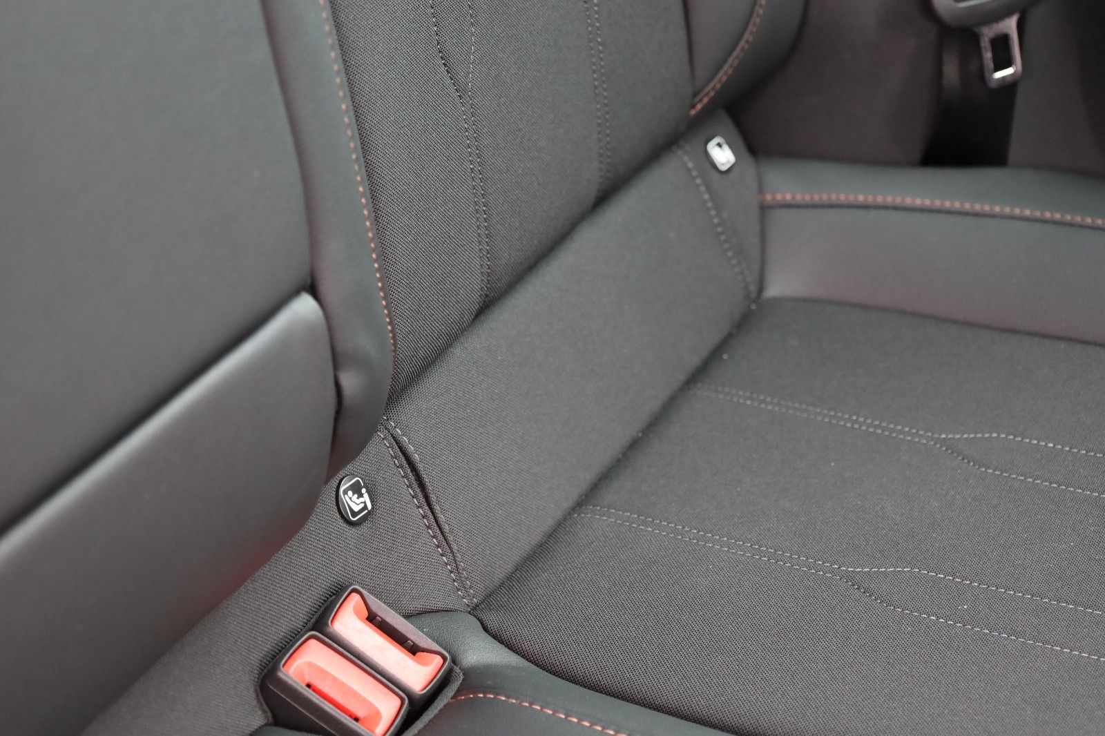 Fahrzeugabbildung CUPRA Formentor 1.5 eTSI 110 kW *Allwetter