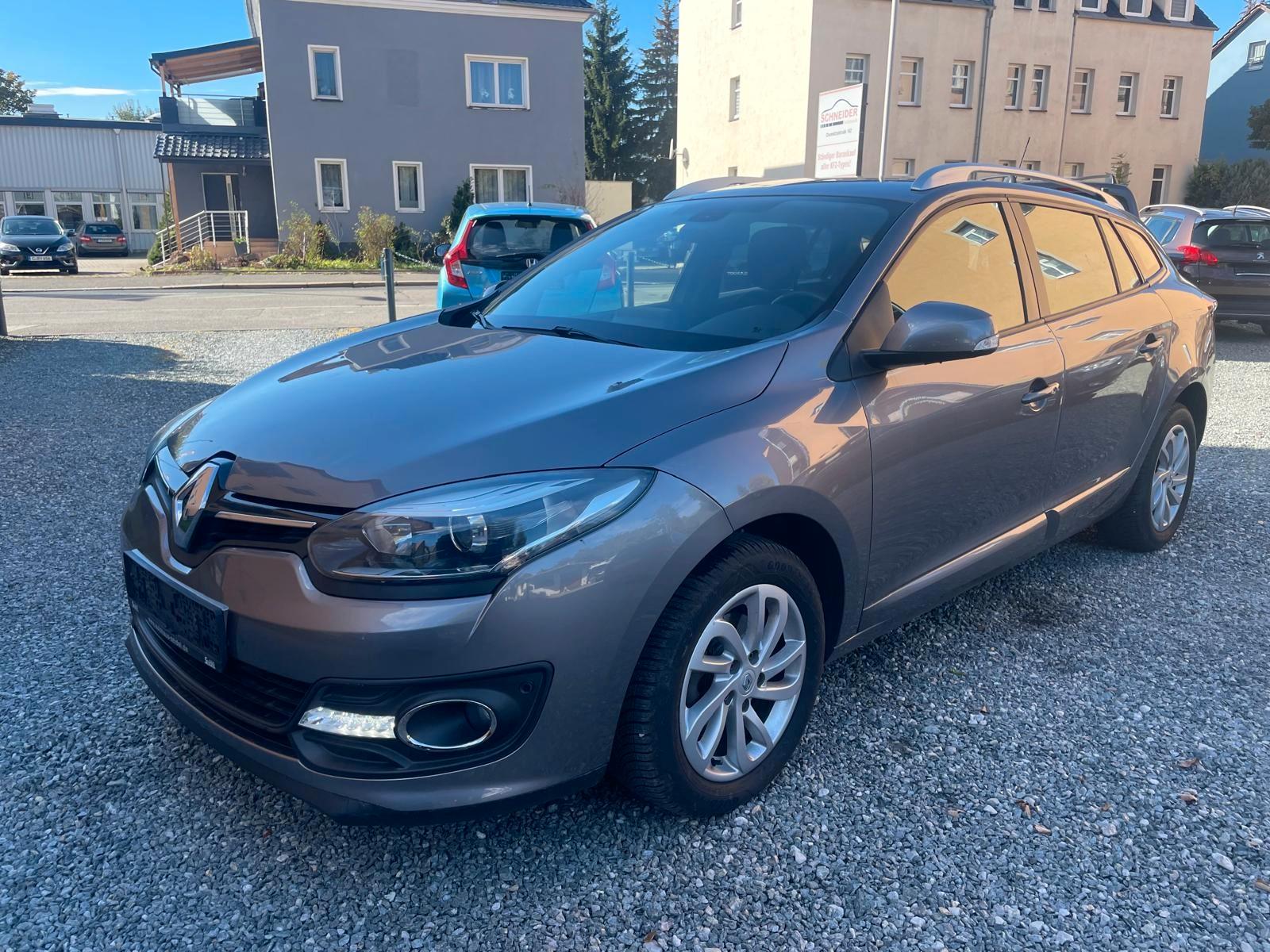Renault Megane 2014 — rear view