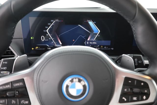 BMW 330, 2022 — 19