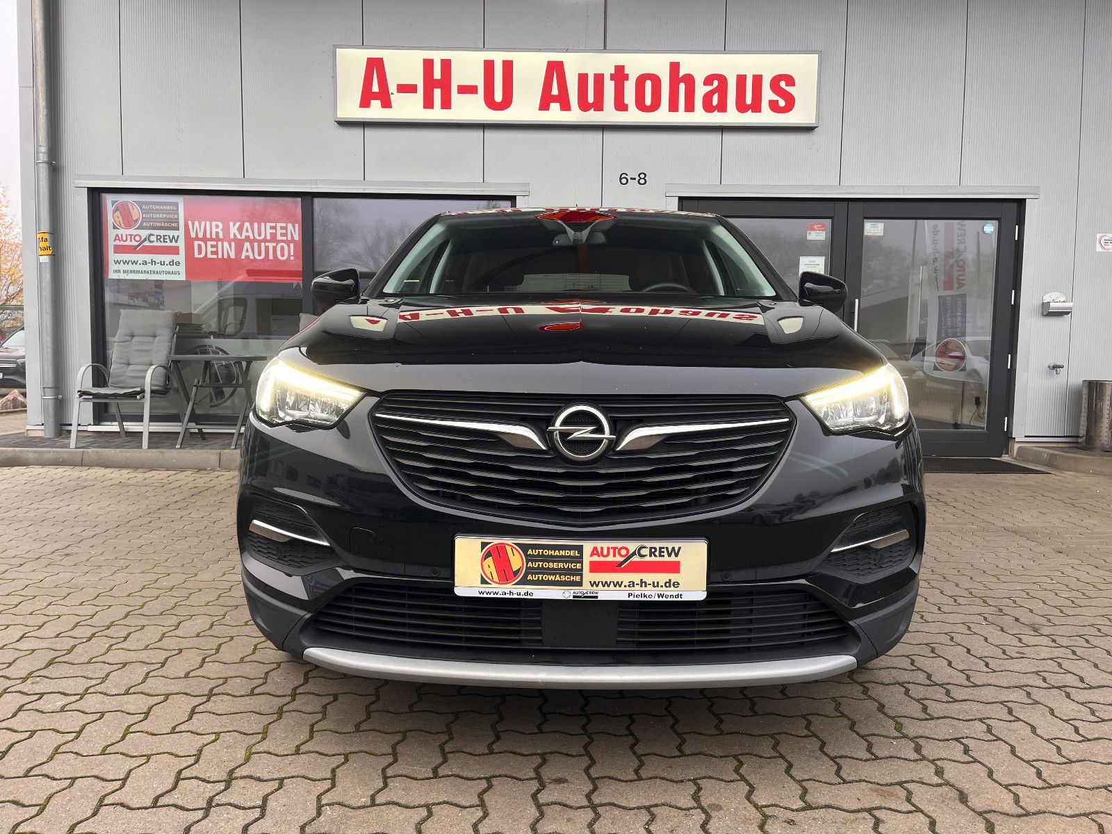 Fahrzeugabbildung Opel Grandland (X) 1.6 Turbo Automatik
