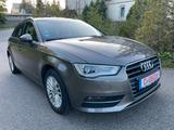 Audi A3 Sportback 1.4TFSI, Leder, Xenon, Top-Gepflegt - Audi A3 Gebrauchtwagen in Chemnitz