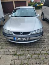 Opel Vectra 1.6 Benzin Neue Tüv Kein Rost - Opel Vectra in Stuttgart