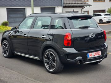 MINI Cooper Countryman - 3