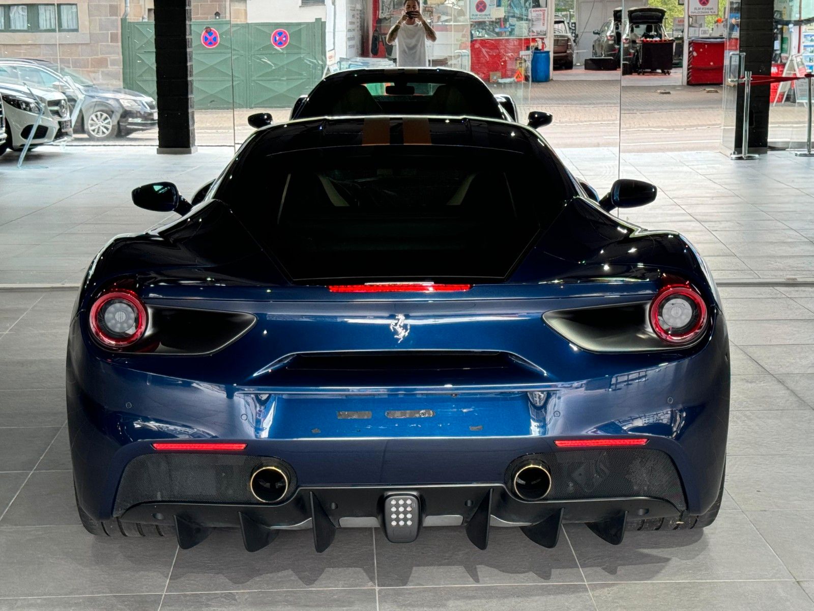 Fahrzeugabbildung Ferrari 488 GTB //Ferrari Approved//1.Hand//Lift