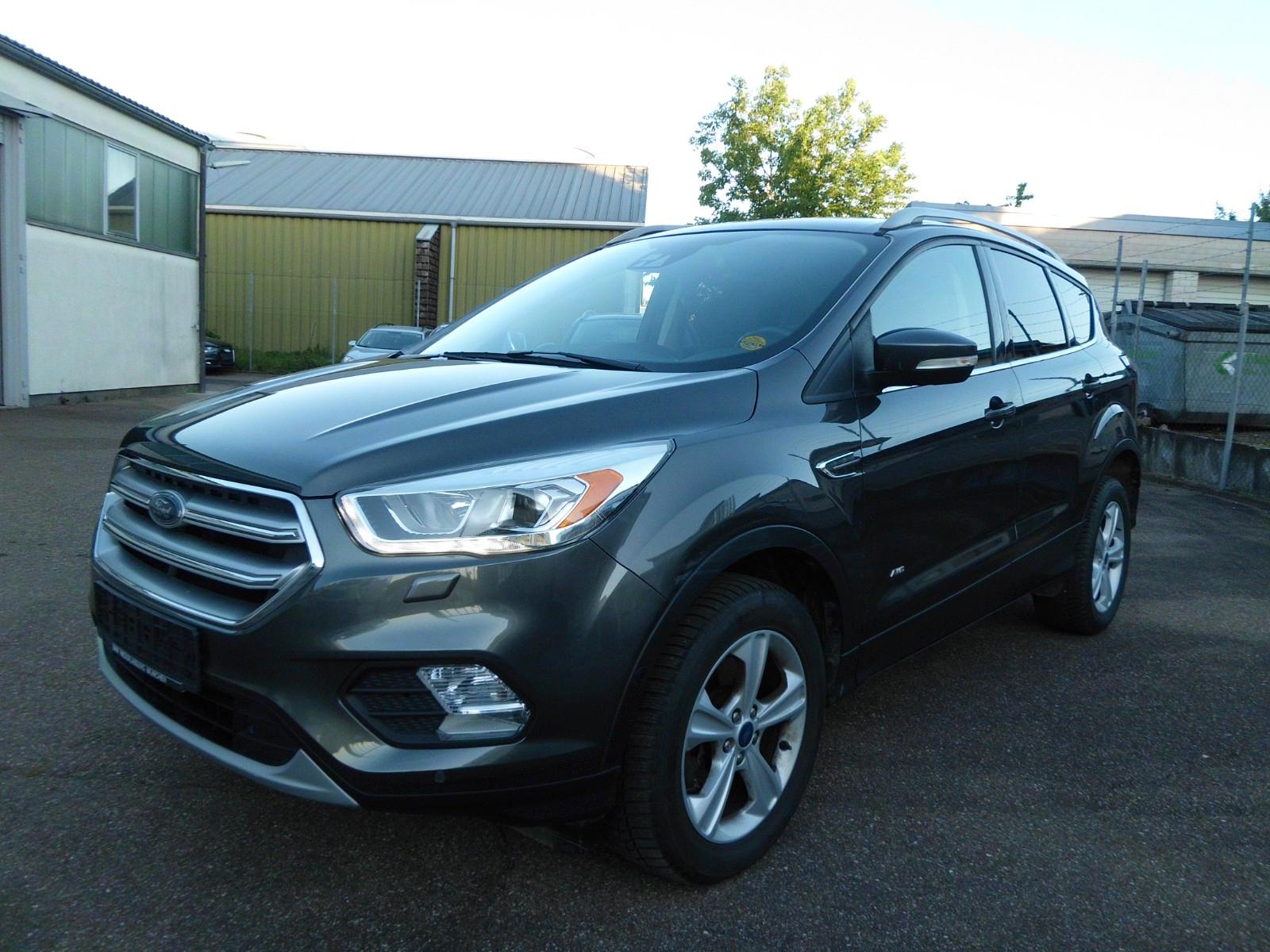 Ford Kuga Titanium 4x4 EURO6 Tel.01738591488