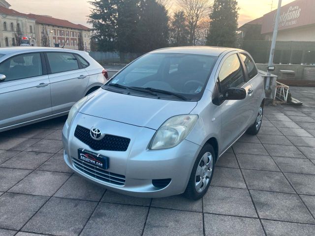 Toyota Yaris 1.0 3 porte