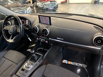 MYAUTOCENTER – Gebraucht- und Jahreswagen mit Werkstattservice in Pfaffenhofen Audi A3 Sportback sport *1. Hand*Klima*Navi*Xenon*BT*