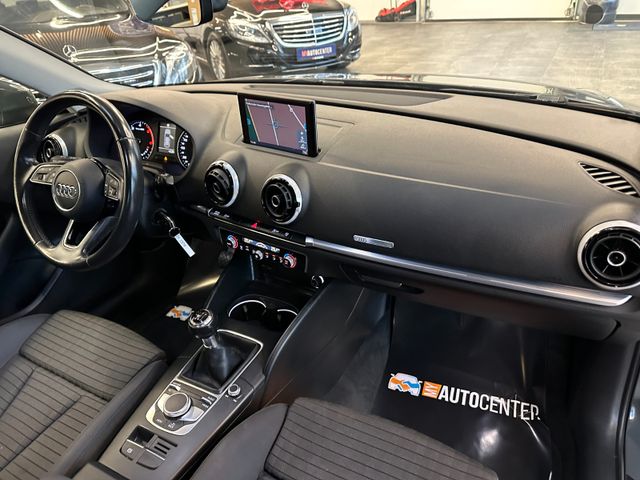 MYAUTOCENTER – Gebraucht- und Jahreswagen mit Werkstattservice in Pfaffenhofen Audi A3 Sportback sport *1. Hand*Klima*Navi*Xenon*BT*