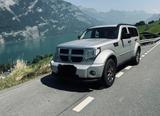 Dodge Nitro SXT 2.8 CRD 4WD Autom. SXT - Dodge Nitro aus 2010: Sxt