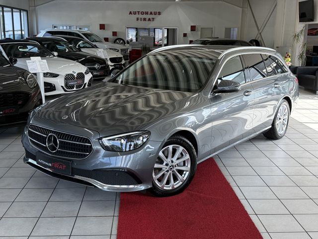 MERCEDES-BENZ E 220 d Avantgarde Kamara+LED+Leder+Memory+AHK