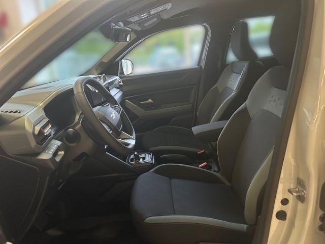 Fahrzeugabbildung Dacia Duster Extreme 1.6 Hybrid 140HP AT SHZ Digitales