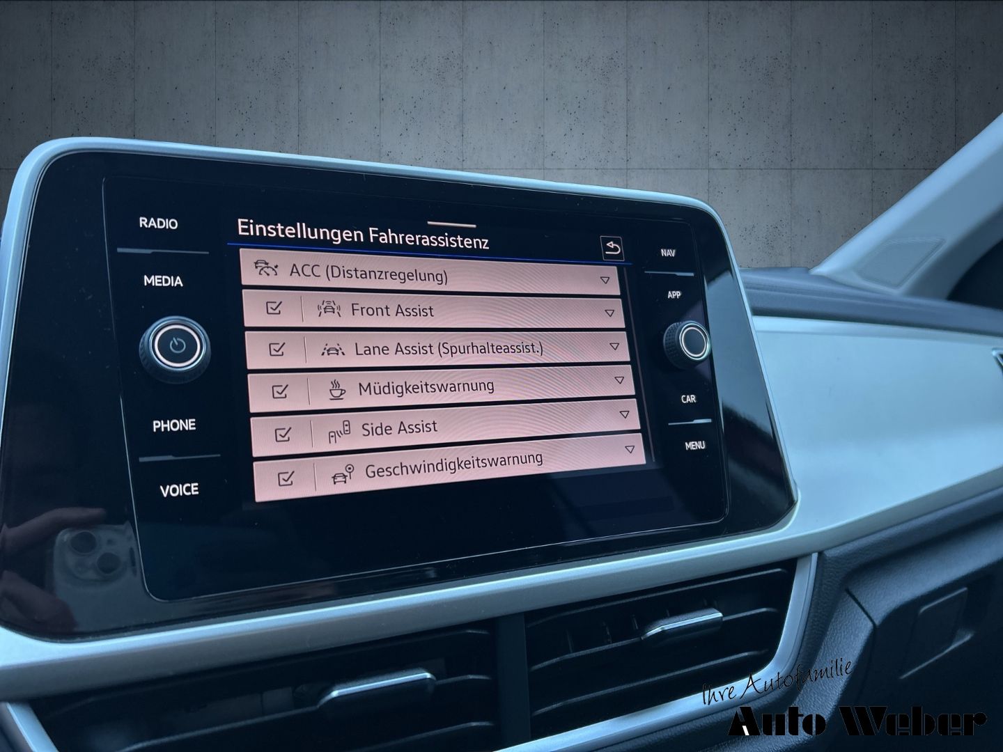 Volkswagen T-Roc - Bild 25